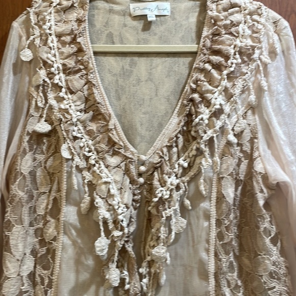 Lace blouse - Picture 3 of 4